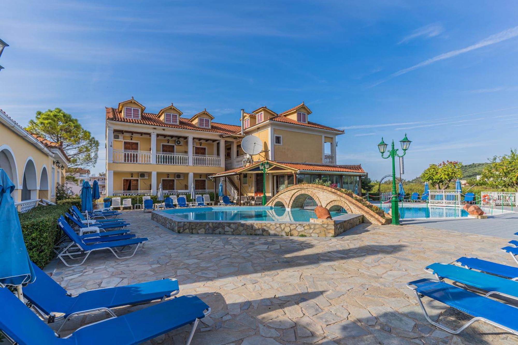 Elpida Hotel Alykanas  Exteriér fotografie