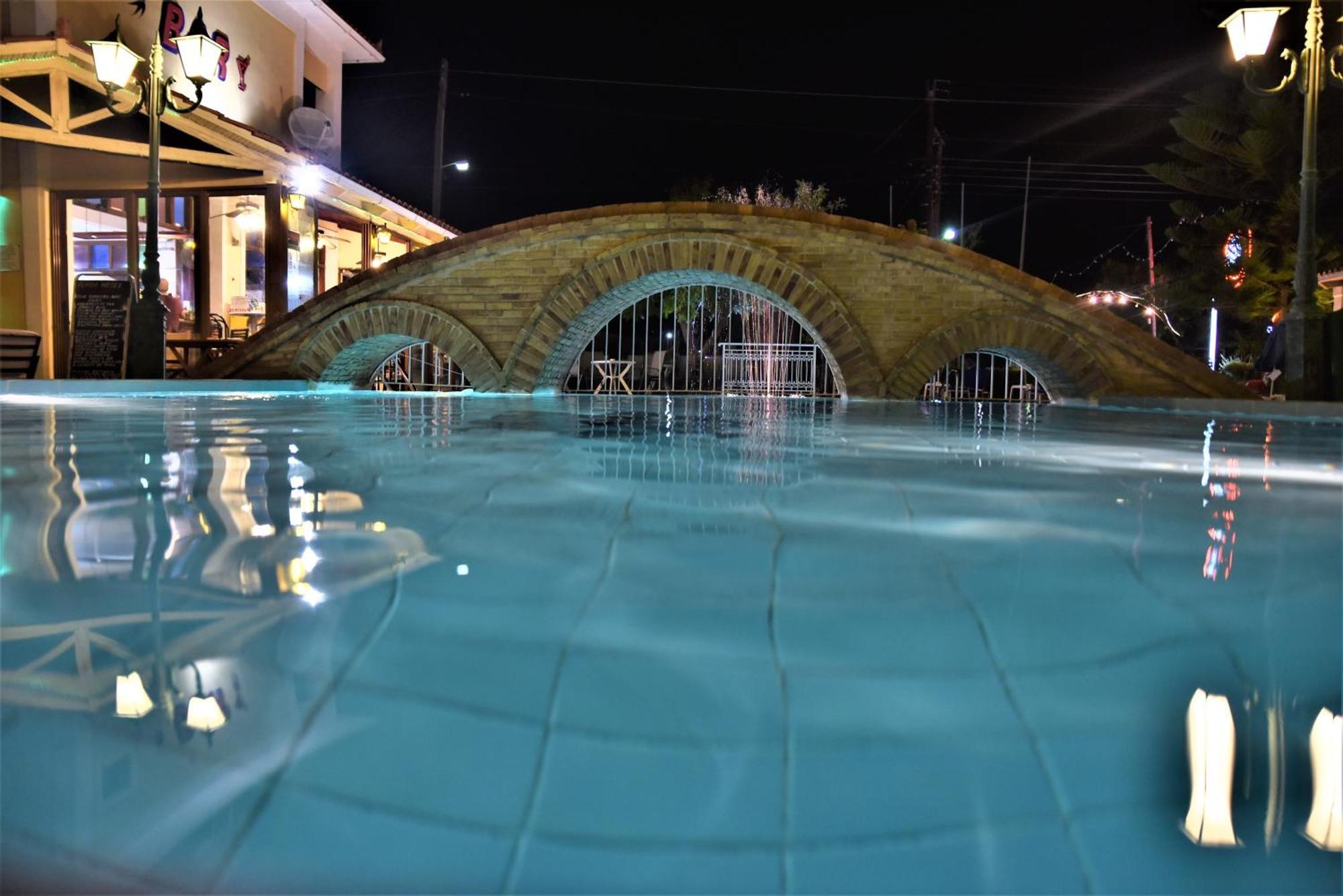 Elpida Hotel Alykanas  Exteriér fotografie