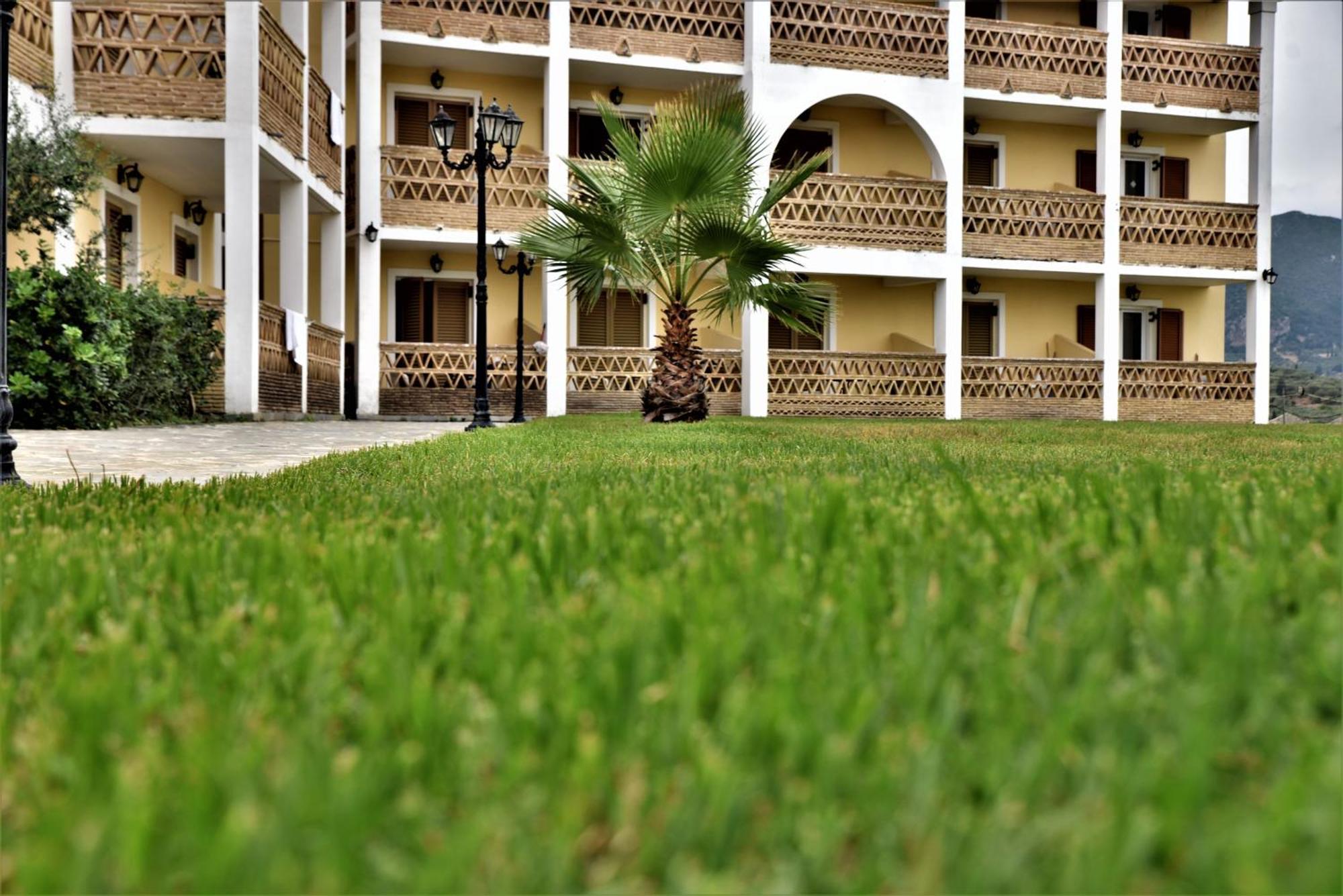 Elpida Hotel Alykanas  Exteriér fotografie
