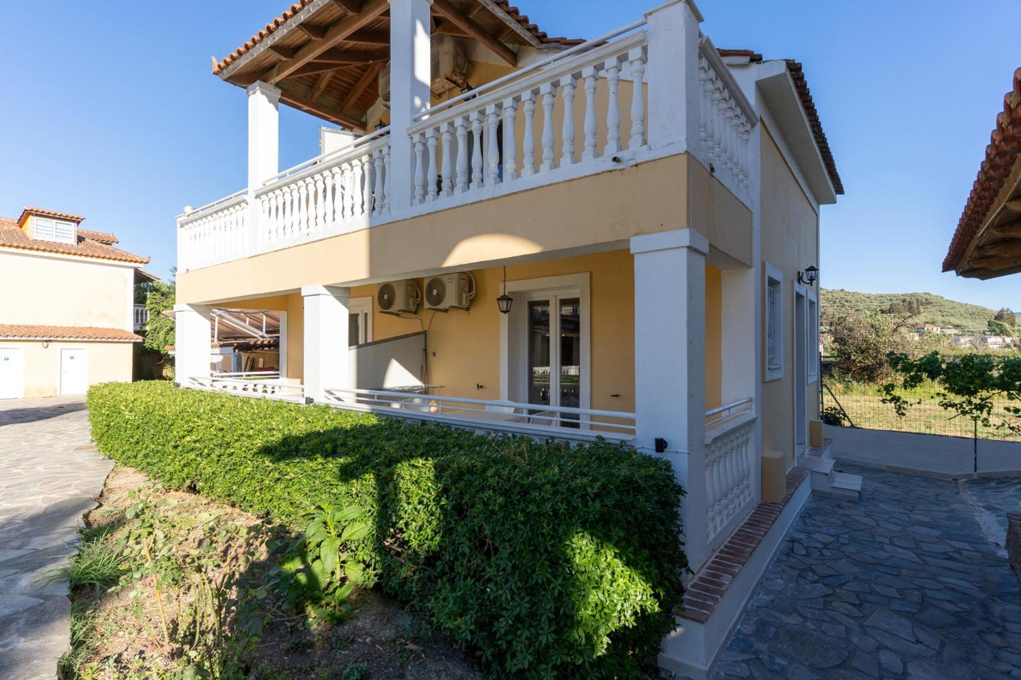 Elpida Hotel Alykanas  Exteriér fotografie